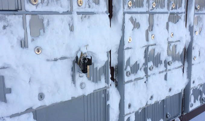 keys, mail, snow, winter, mail